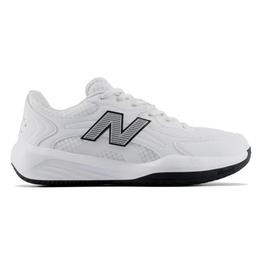 CHAUSSURES NEW BALANCE 696V7 TOUTES SURFACES